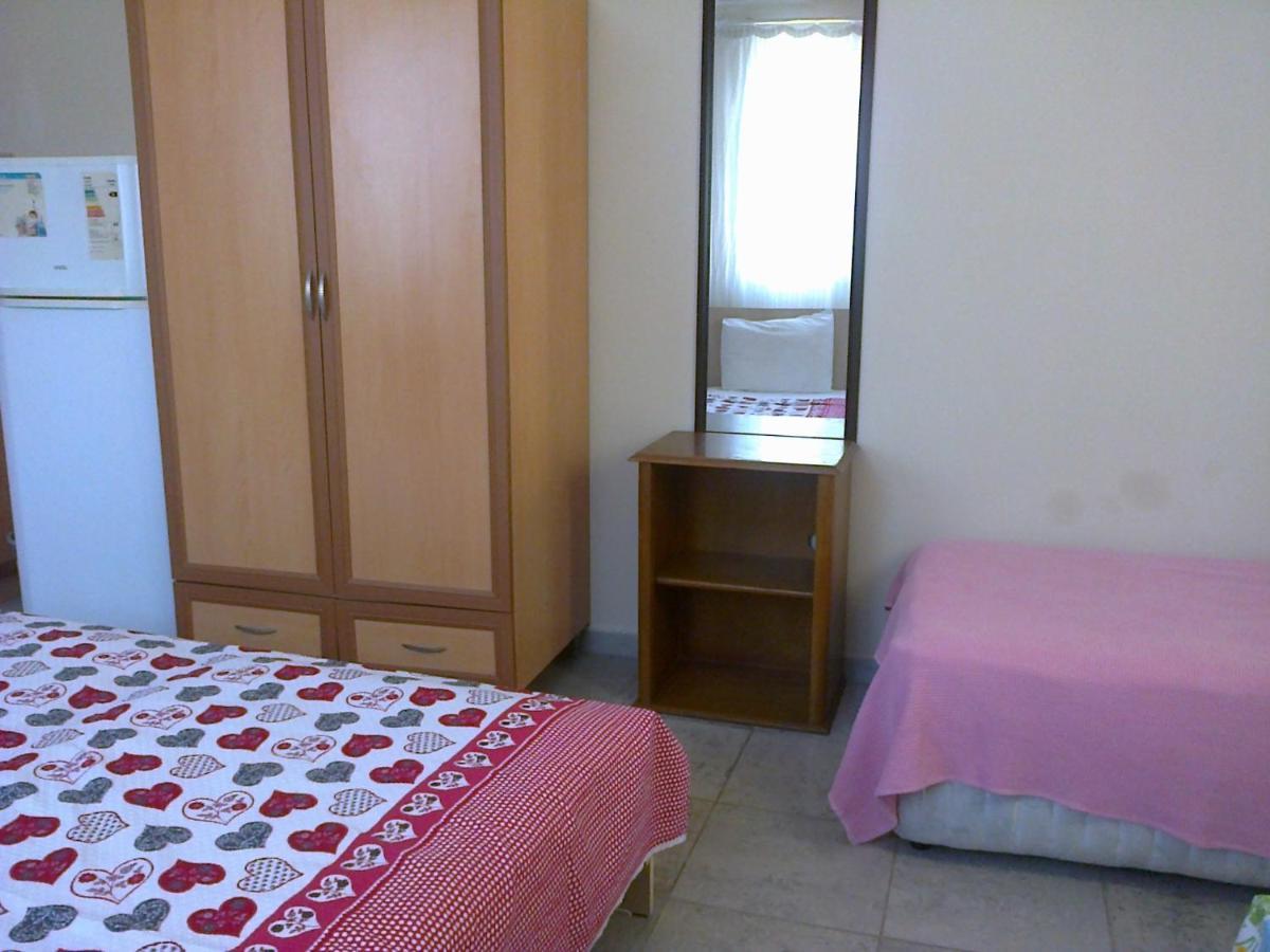 Cizmeci Apart Hotel Çeşme Rom bilde